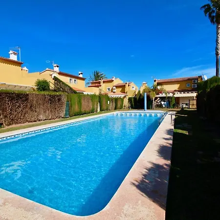 Residencial Datiler El Retiro * Denia